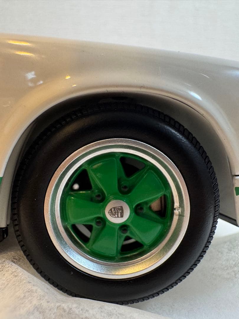 【MINICHAMPS】Porsche 911 Carrera RS 2.7