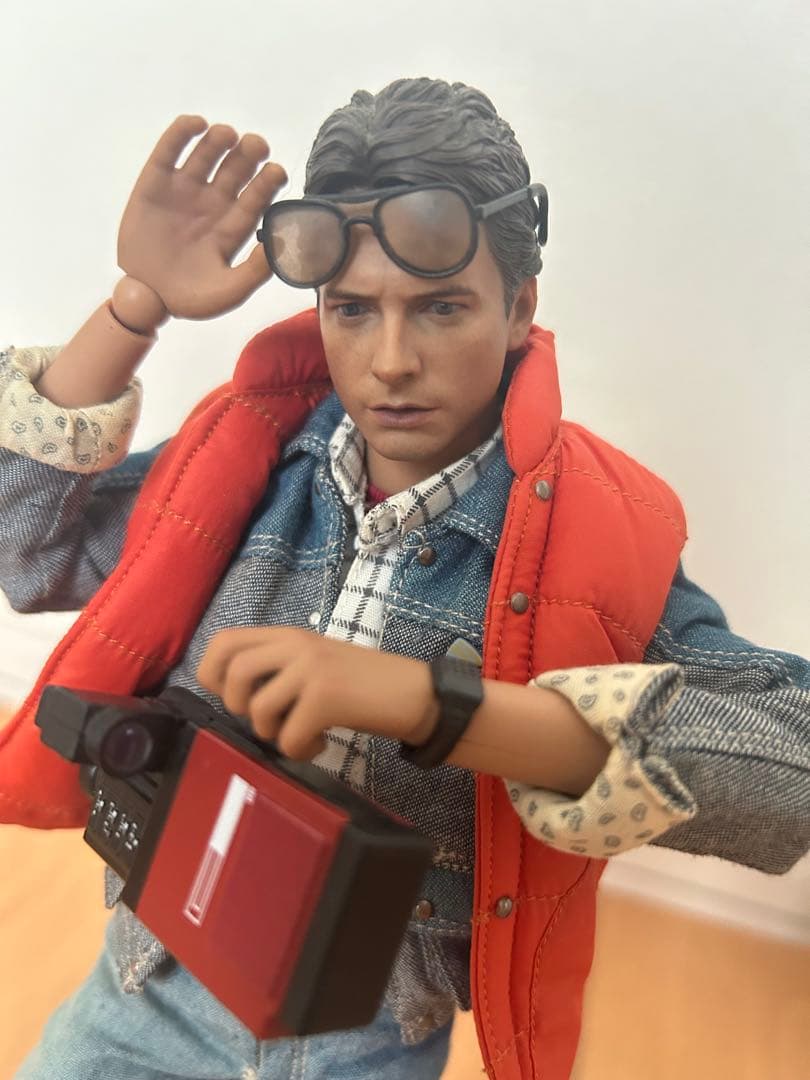 s*4様 マーティー　マクフライ　ホットトイズ　フィギュア