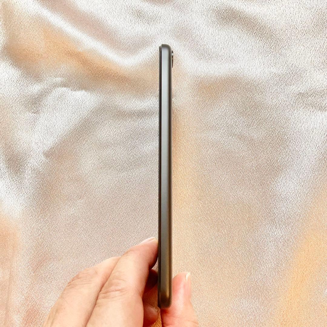 グレイ 128GB iPod touch 第7世代 アップル アイポッド本体 l