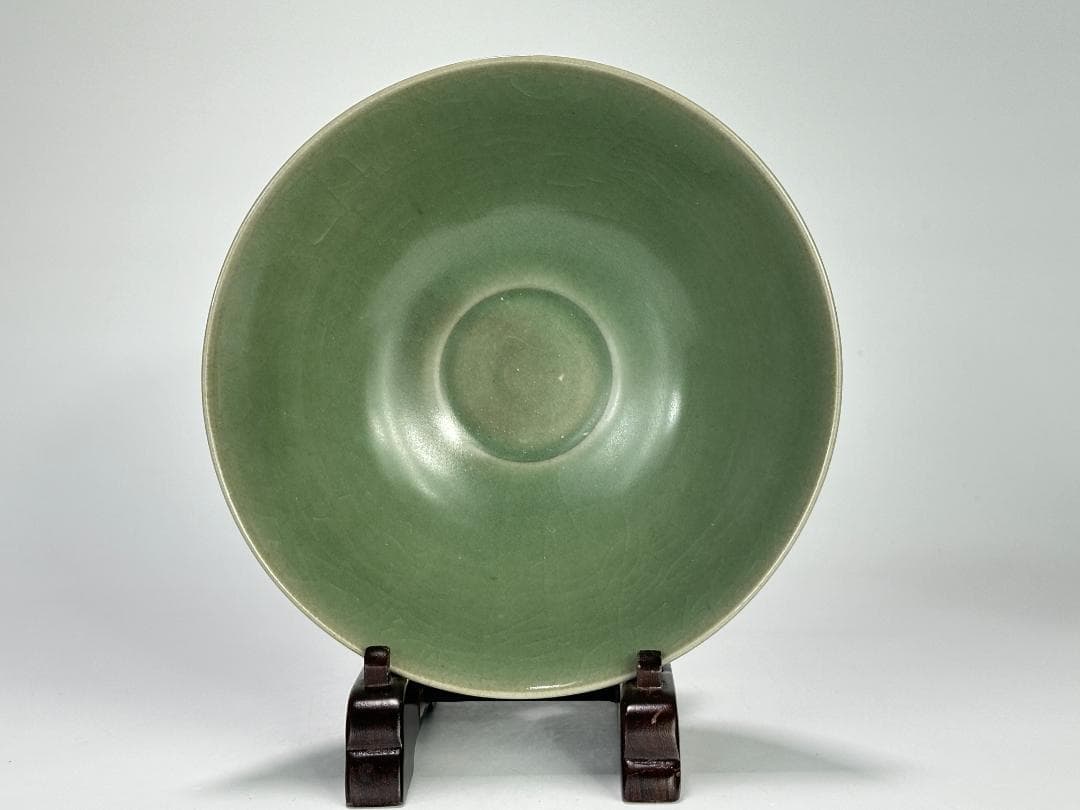 中国美術　龍泉窯　青磁　蓮弁碗　茶碗　唐物　古物　時代物