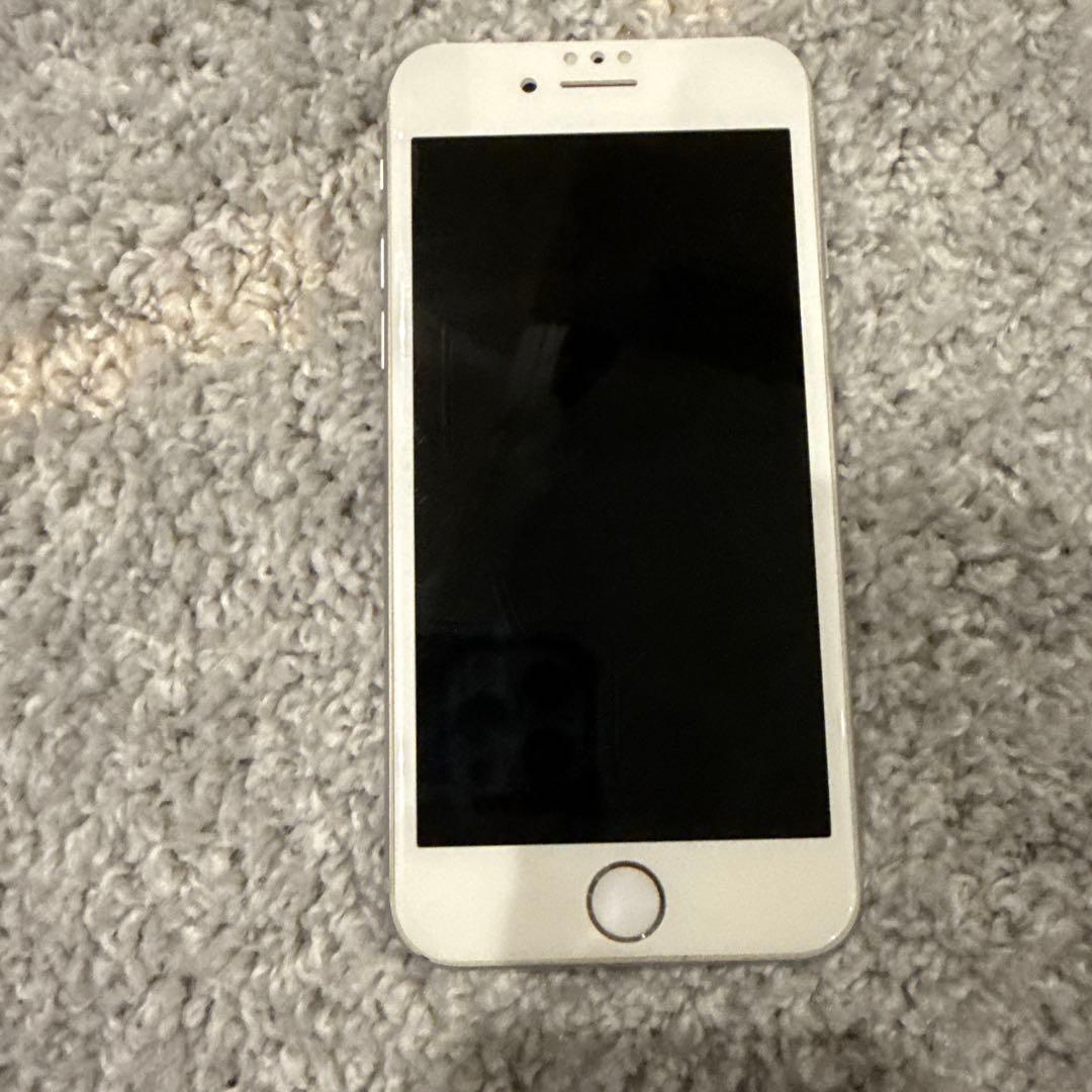 iphone8本体 シルバー 64GB