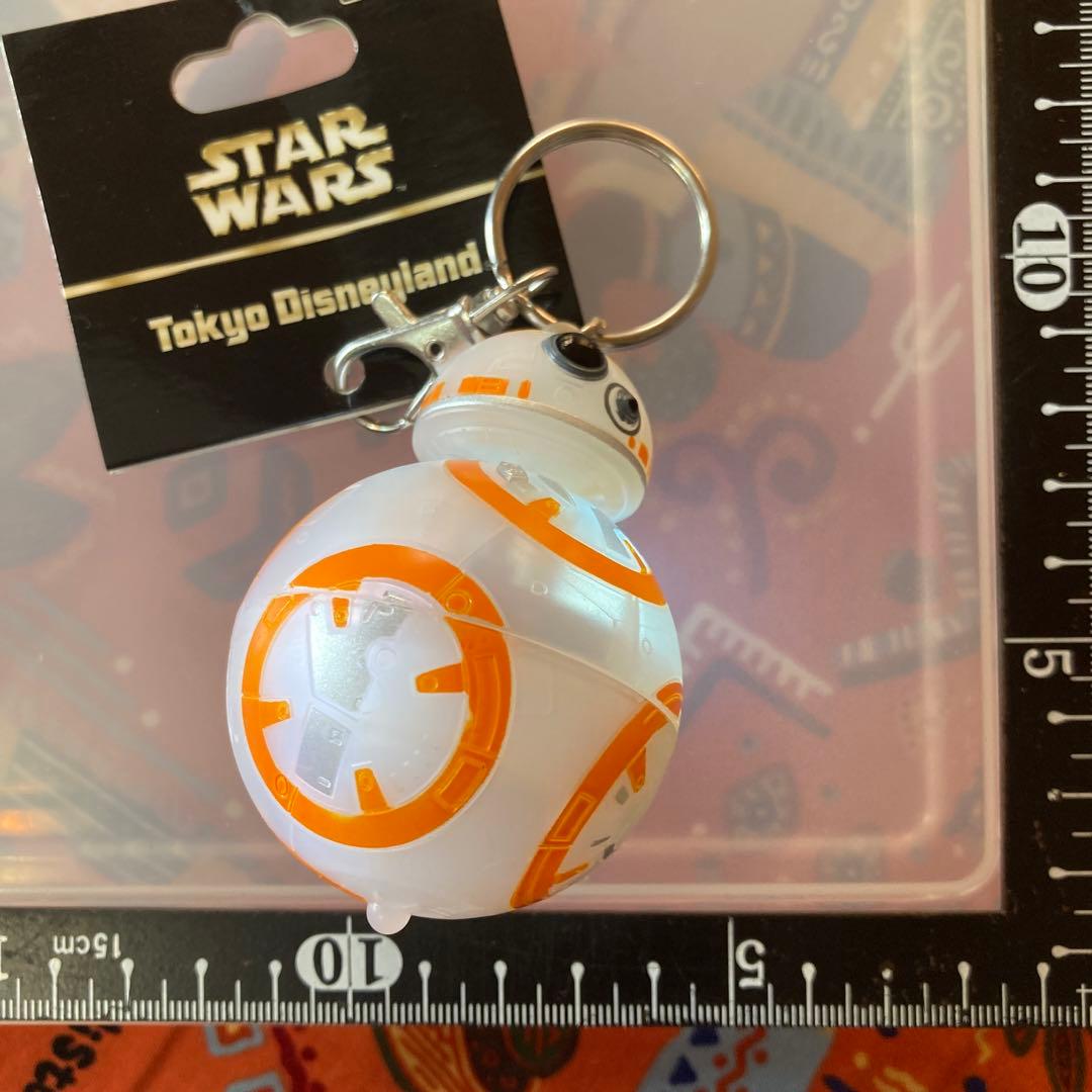 キーホルダー　フィギュア　BB8 ディズニーランド　スターウォーズ　光音確認