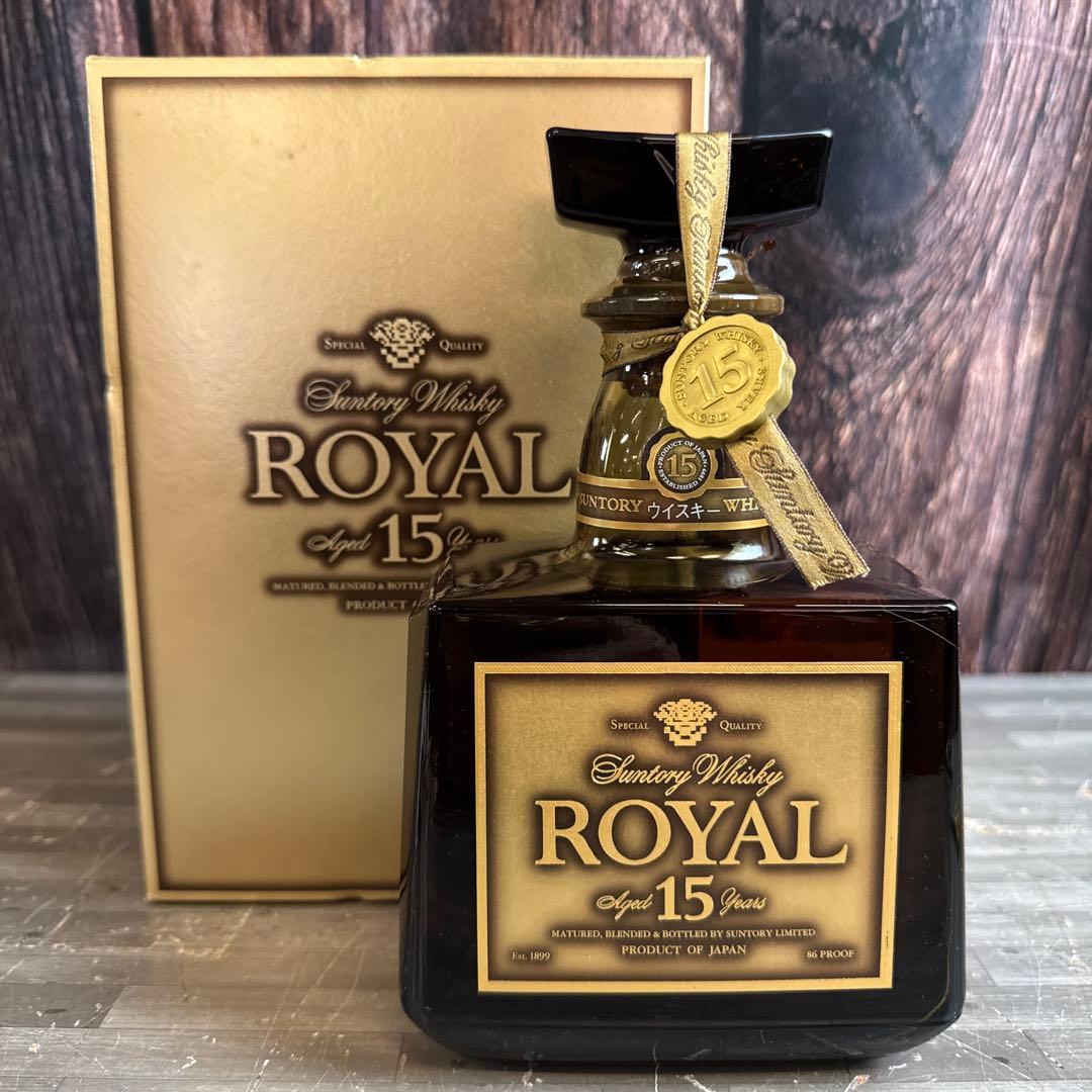 ②未開栓 サントリー ウイスキー ローヤル15年 ゴールドラベル 750ml