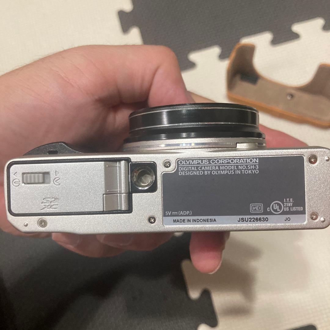 オリンパス コンパクトデジタルカメラSH-3 ブラック シルバーボディ