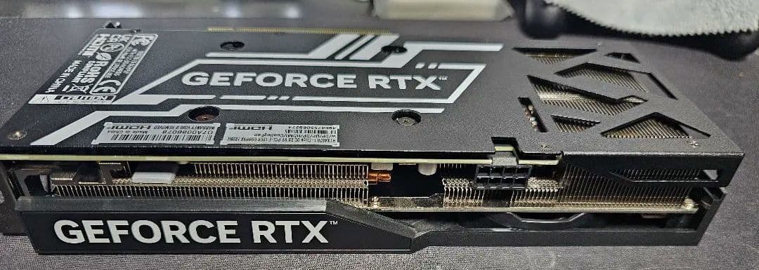 GeForce RTX 4070 玄人志向