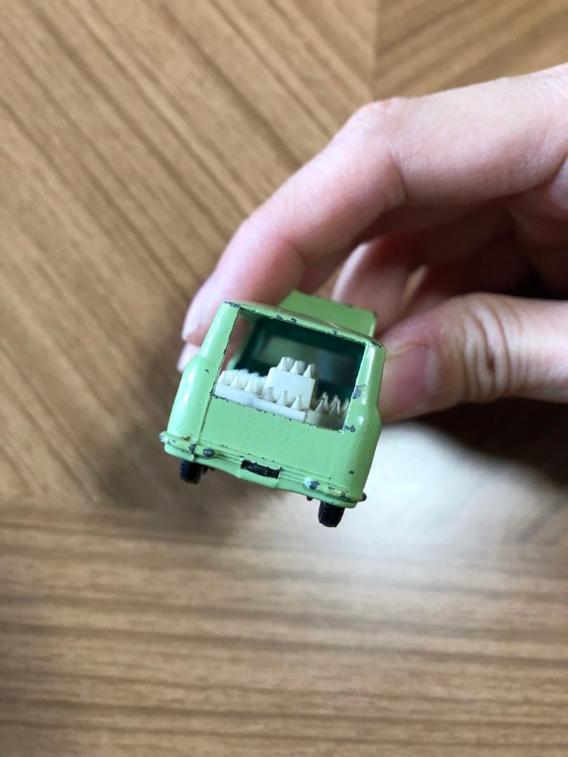 NO. 21 ミルク運搬車　matchbox レズニー