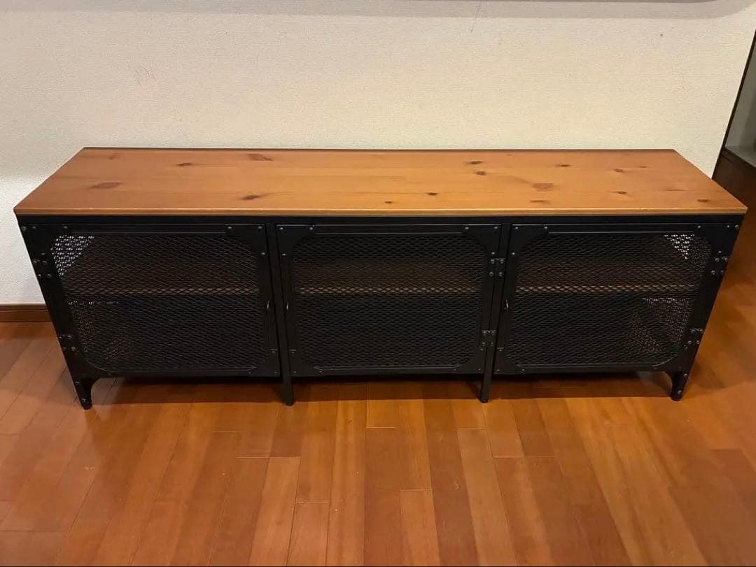 IKEA フィエルボ　テレビ台　ブラック