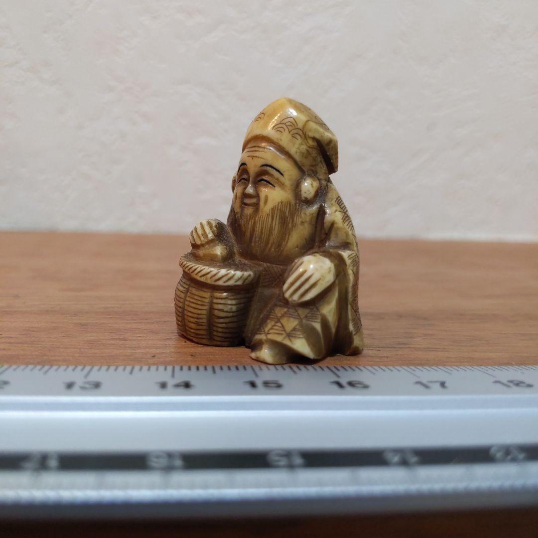 時代提物 七福神根付 天然素材 【寿老人】高さ約3.7cm 重さ約22ｇ縁起物