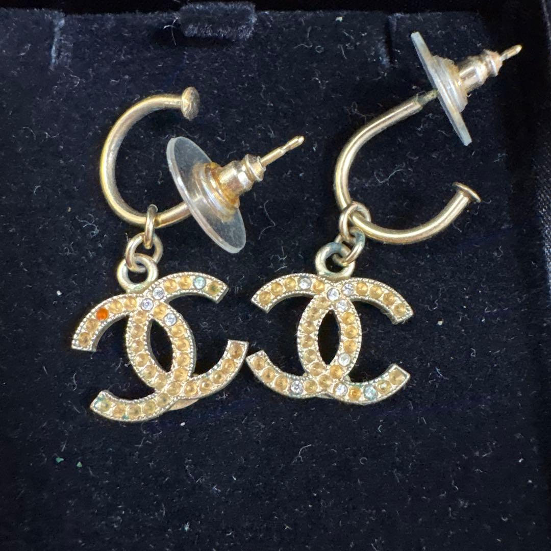 訳あり　CHANEL ストーン付きフープピアス
