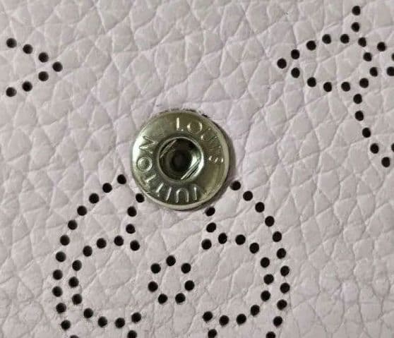 限定色 ルイヴィトン ポルトカルト レクトヴェルソ マヒナ カードケース