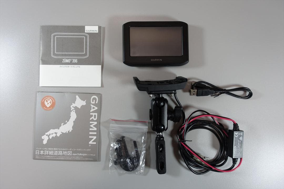 GARMIN ZUMO396 ジャンク　バイク用ナビ