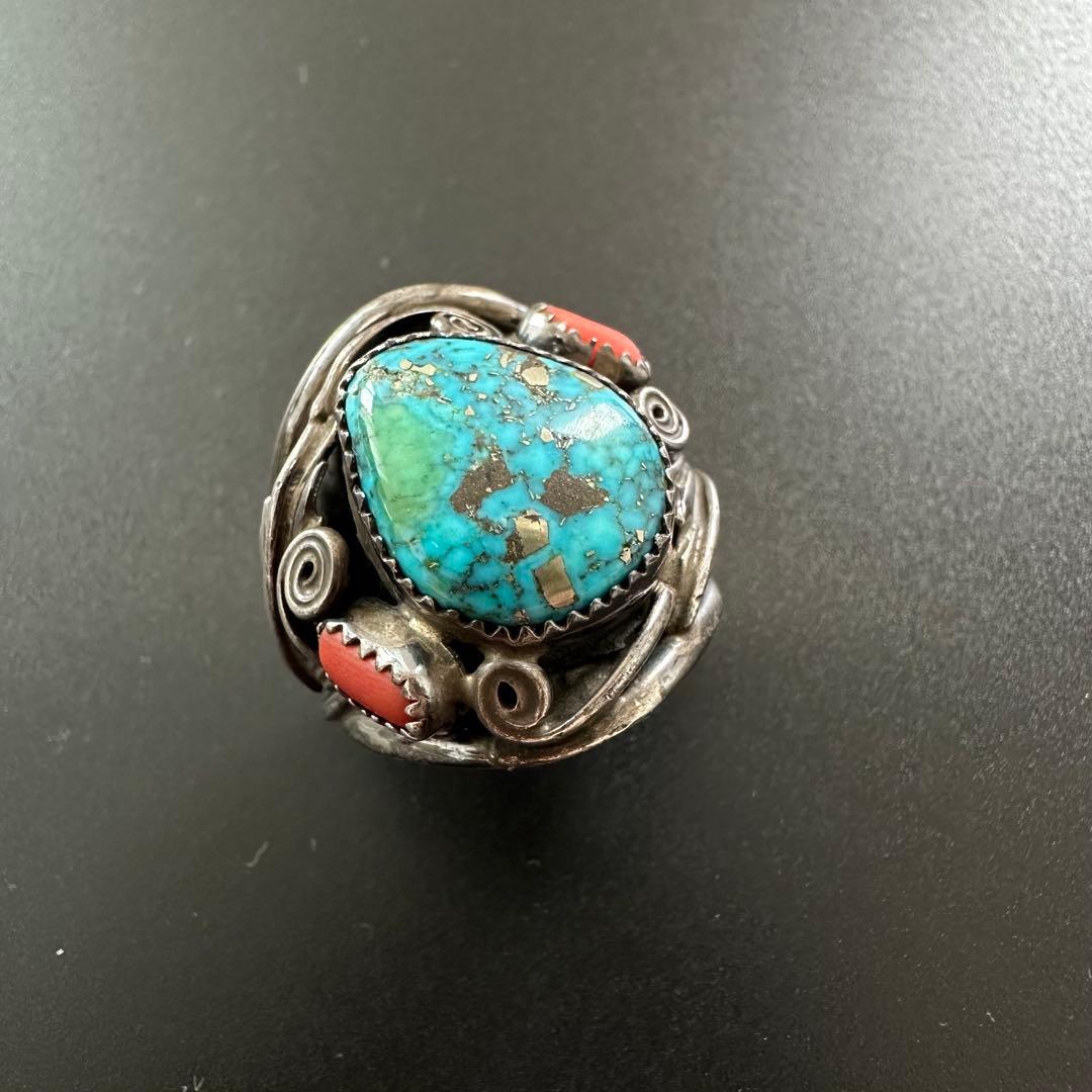 Navajo Running Bear キングマンターコイズ リング 24号