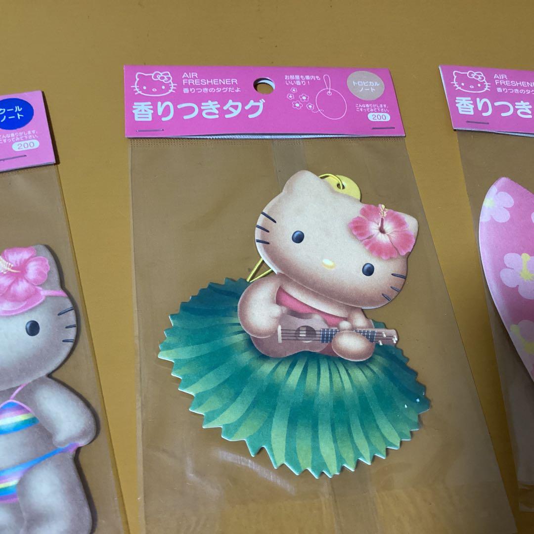 2952ハローキティハワイ香りつきタグ