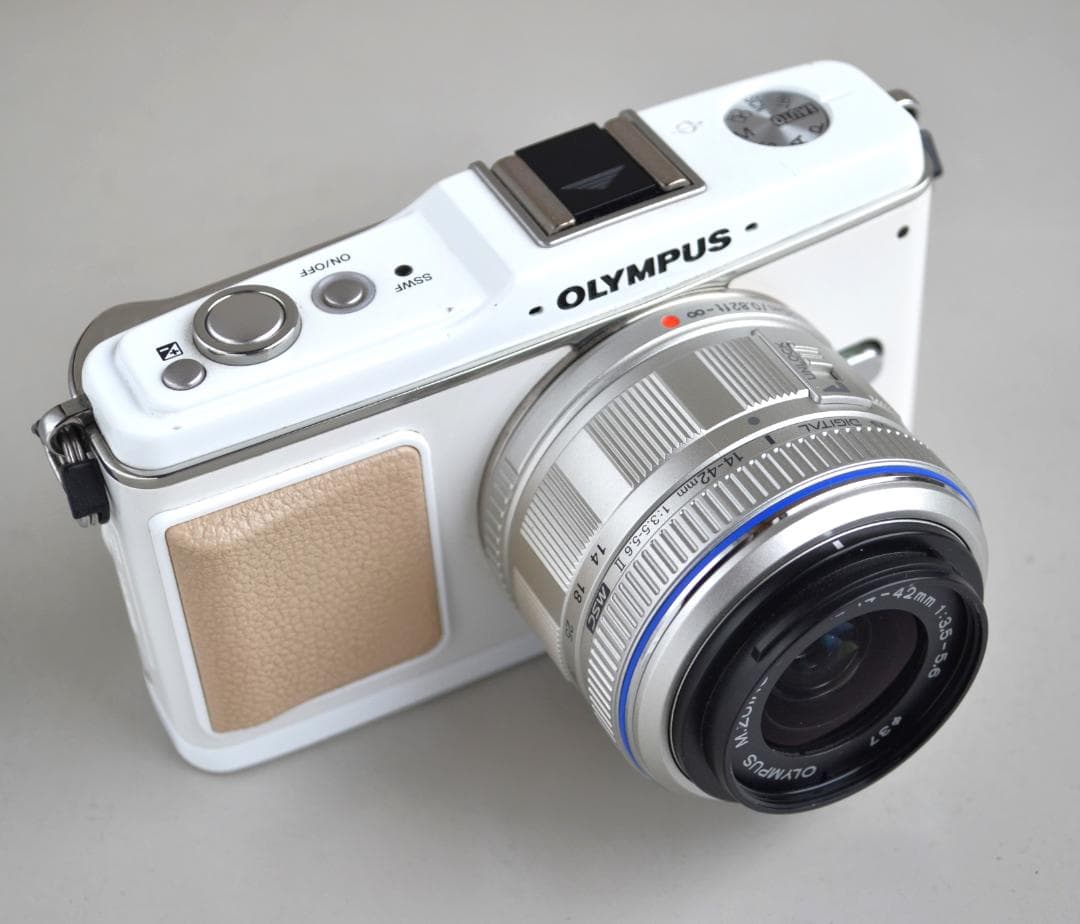 スマホ転送 OLYMPUS オリンパス PEN E-P1 レンズ付キットホワイト