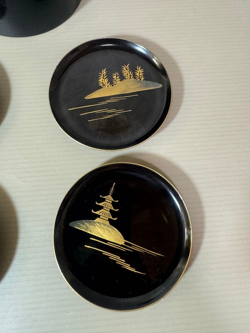 2766 漆器　金蒔絵　棗1客　皿4客