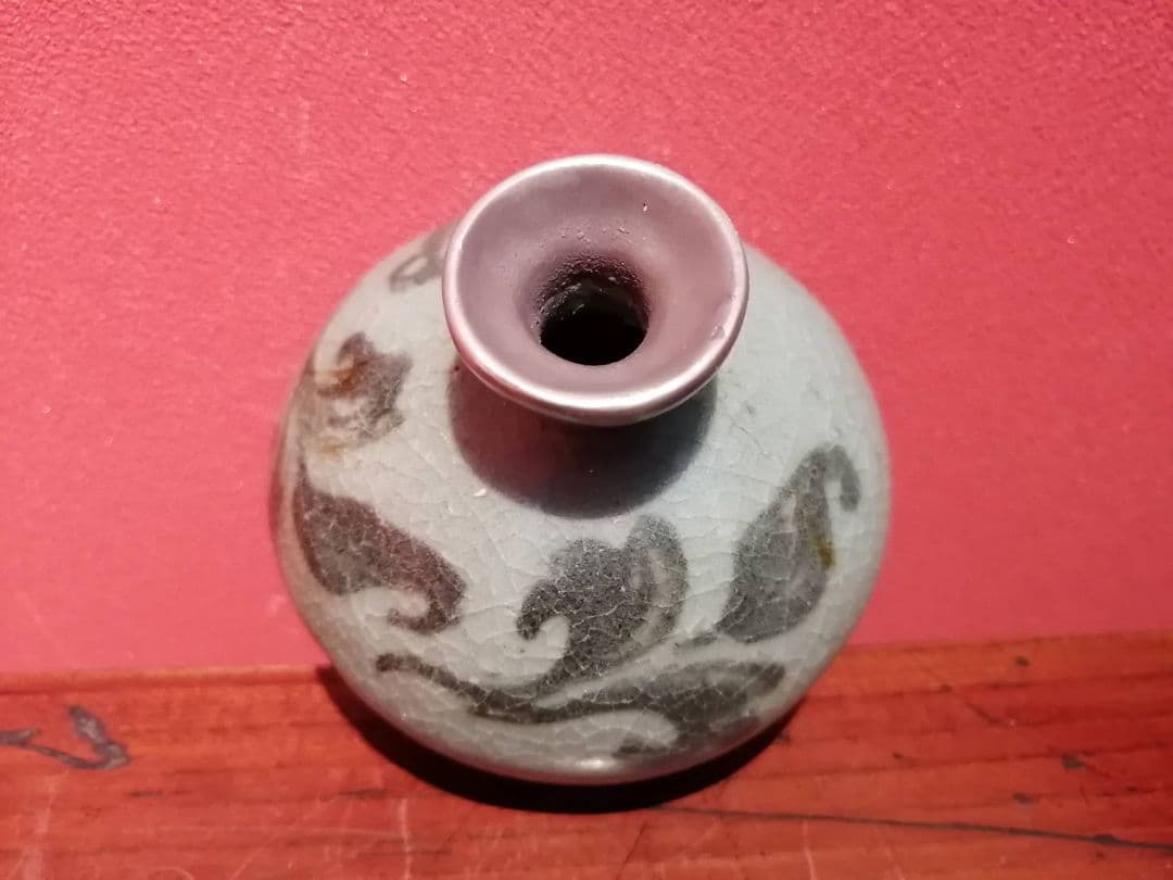 12世紀　高麗青磁の油壷　箱付き