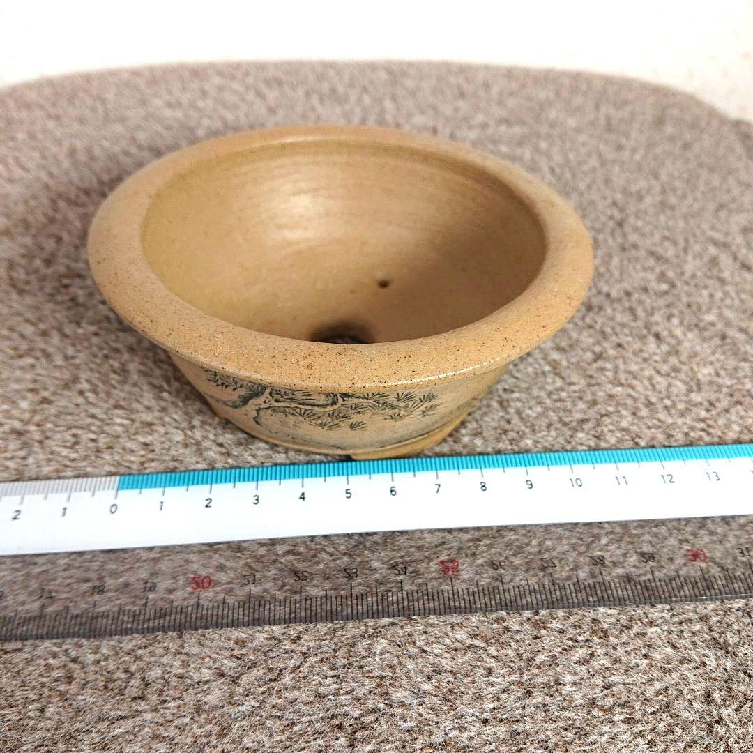 庄八作  / 白泥 小品盆栽鉢 山水賢人模様