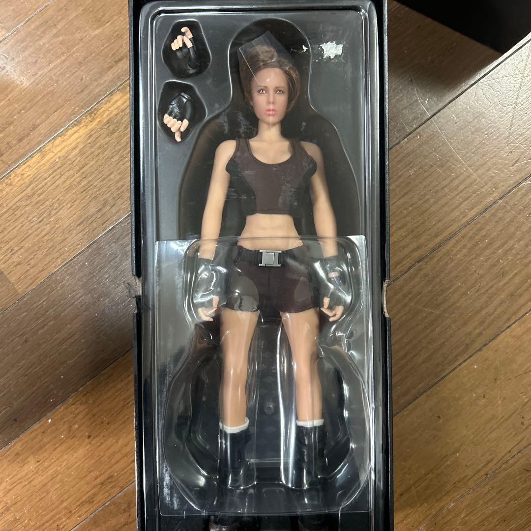 PHICEN LAURA 1/6 フィギュア 未使用品