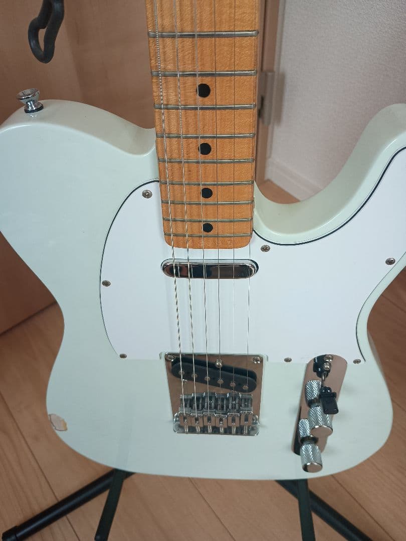 テレキャスター　FERNANDES BURNYネック　Suquierボディ