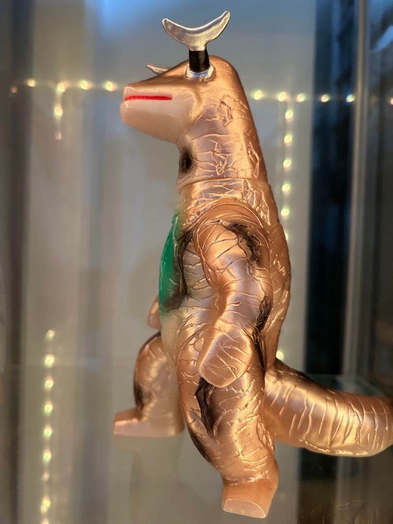 ブルマァク怪獣シリーズ エレキング　ソフビ　復刻　蓄光ゴールド