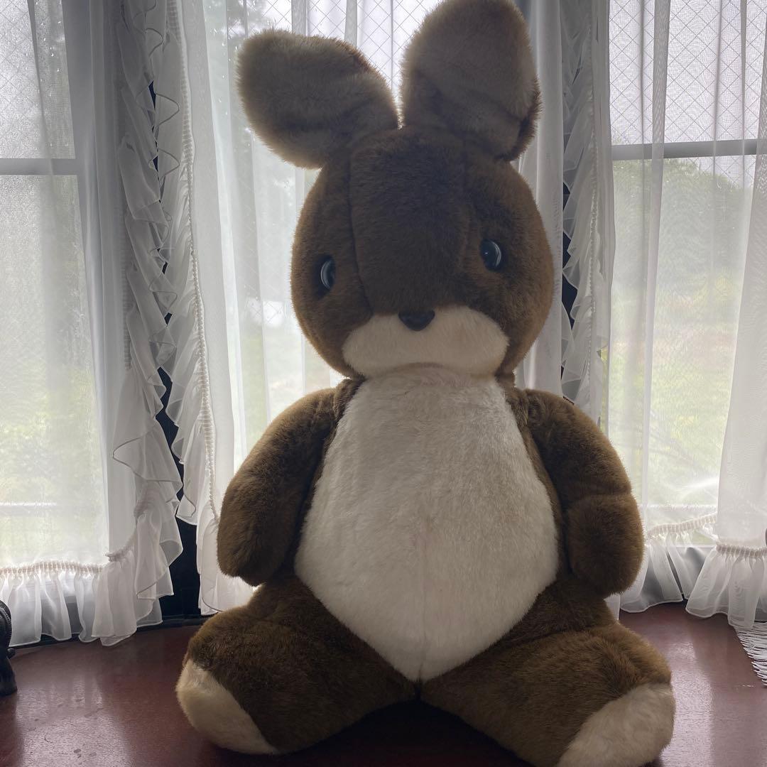 大きいウサギのぬいぐるみサンアロー