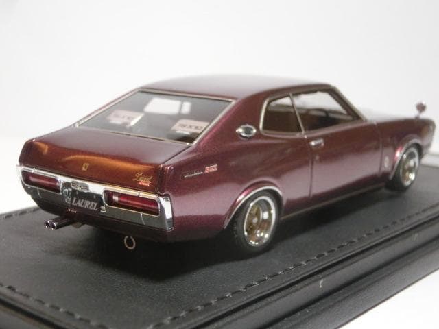 イグニッションモデル 1/43 IG1908 日産ローレル2000SGX紫 箱付