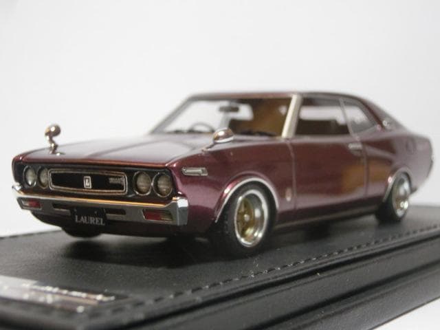 イグニッションモデル 1/43 IG1908 日産ローレル2000SGX紫 箱付