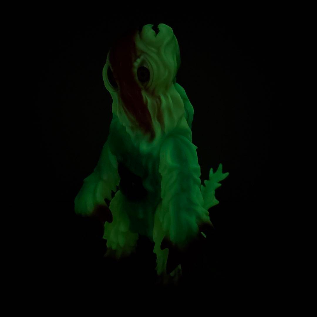 マルサン　ヘドラ　350 蓄光　ソフビ