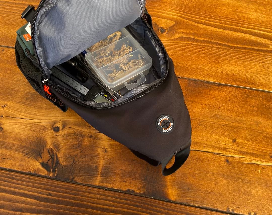 クワガタ採集セット　掻き出し棒　ライト付き　デジタルノギス　懐中電灯　採集ケース