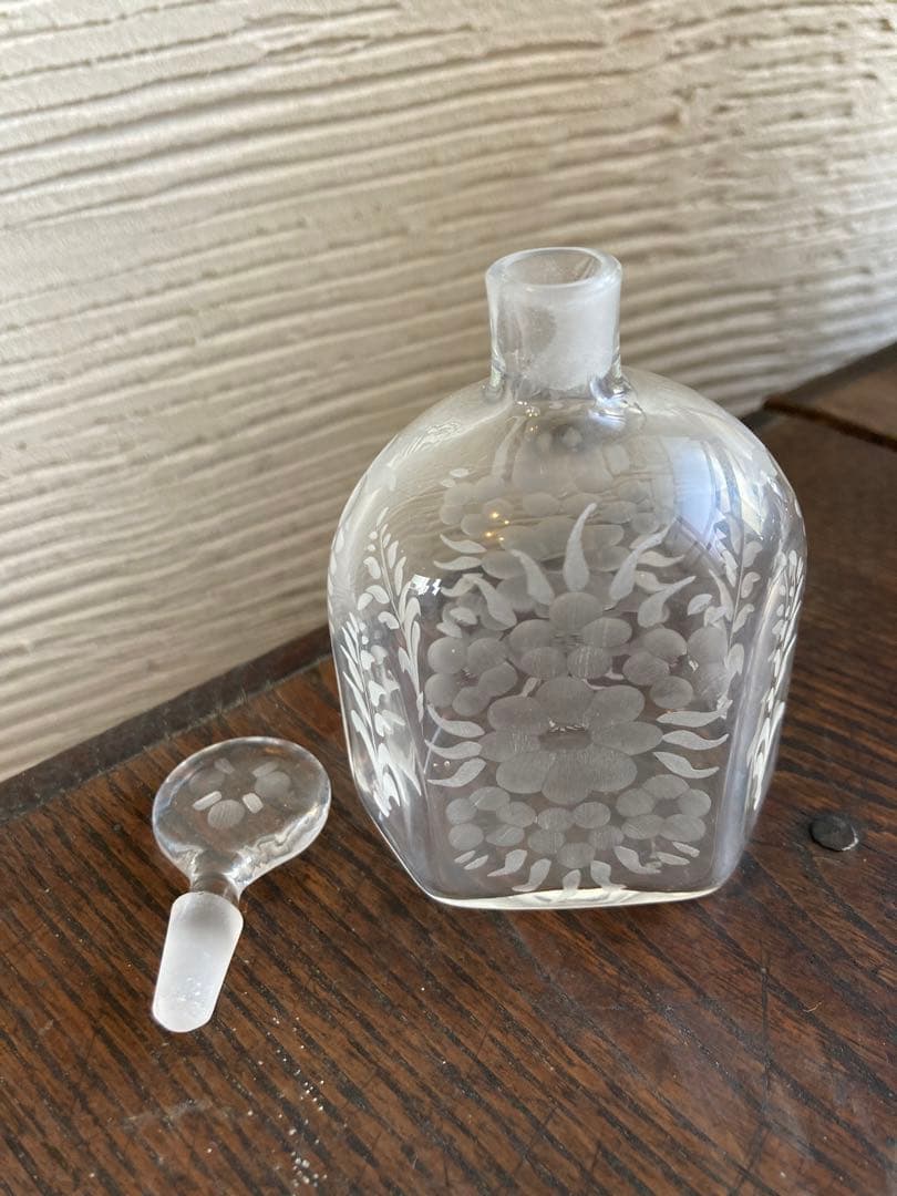 ヴェネチアングラス　香水瓶