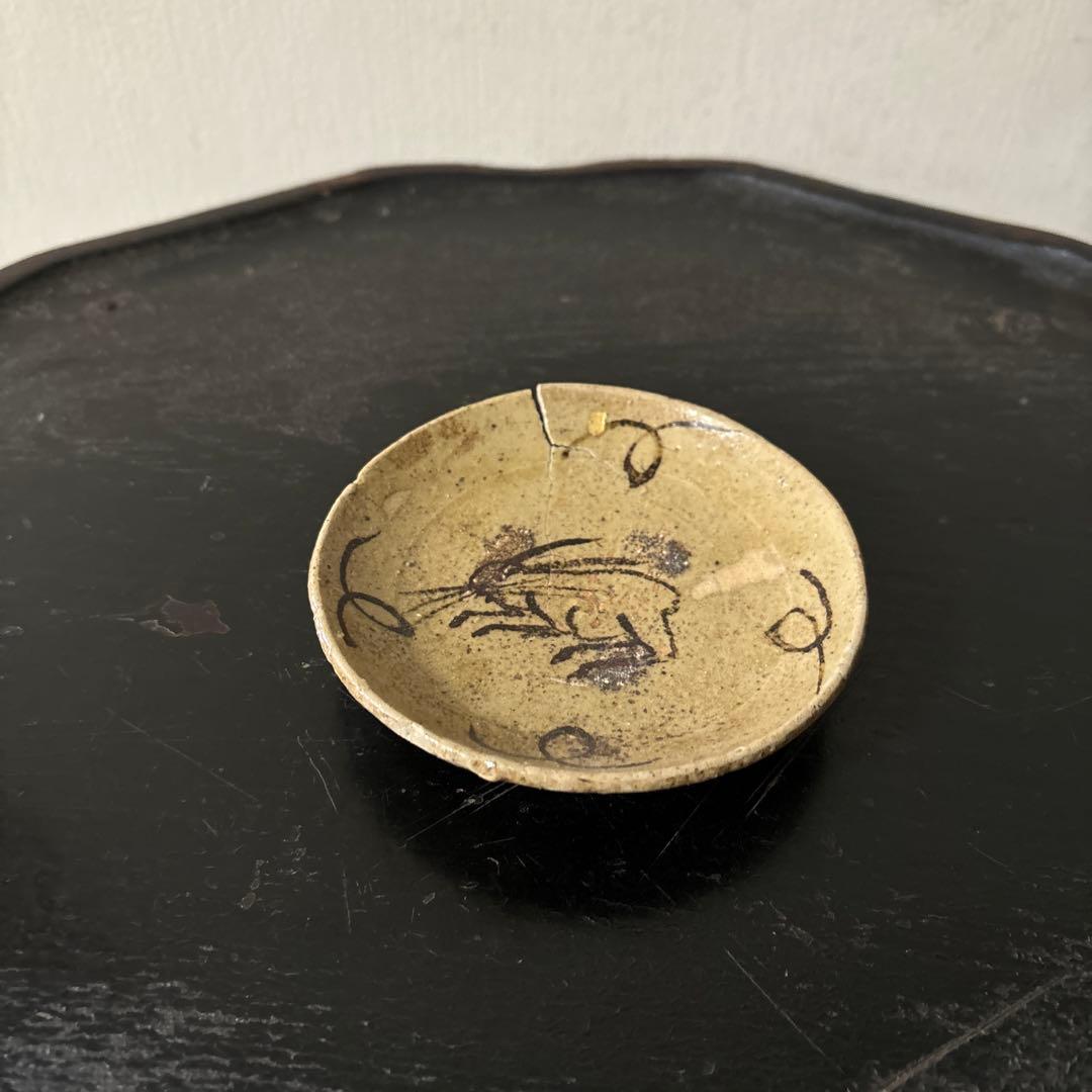 古唐津　兎小皿　うさぎ　武雄系小峠窯　平盃　骨董　検:白洲正子　西岡小十　李朝