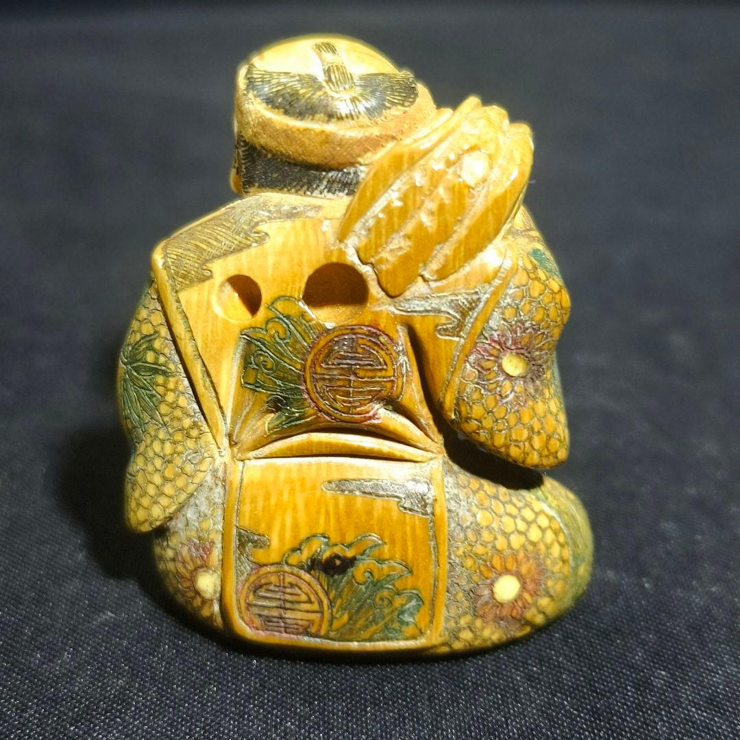 江戸根付 武士の図 山川在銘 天然素材細工 骨董 時代物 古美術 蒐集家放出美品