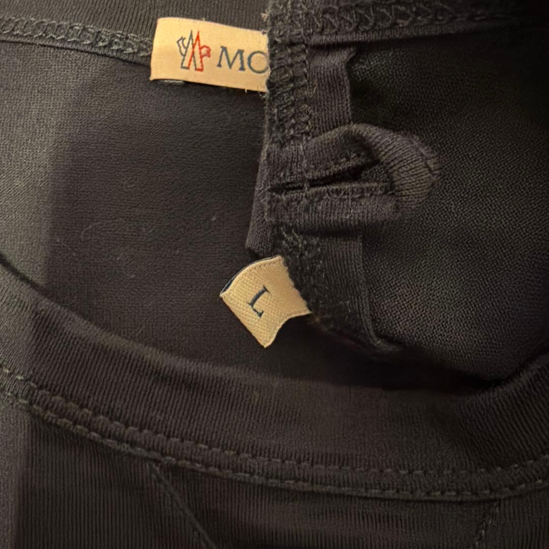 MONCLER ネイビー Tシャツ　Lサイズ