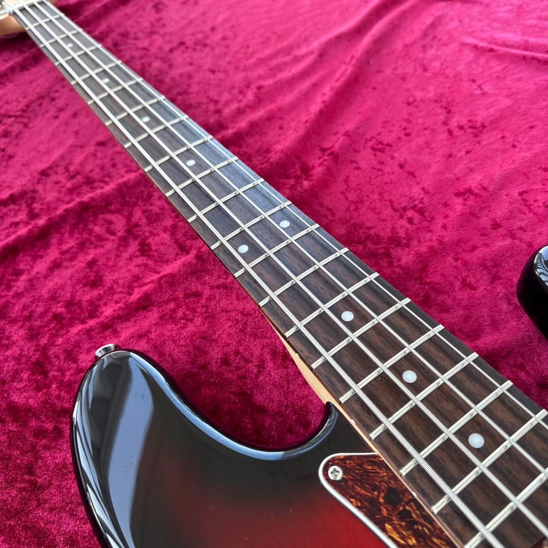 美品 メンテ済 Squier Standard PRECISION BASS