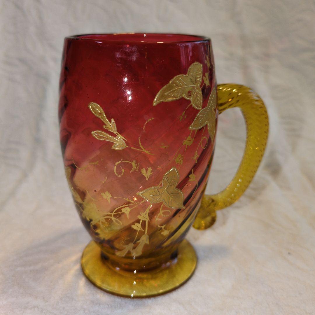 再お値下げしました❢オールドバカラ、赤と金のつる花柄グラス 超希少のお品物です。