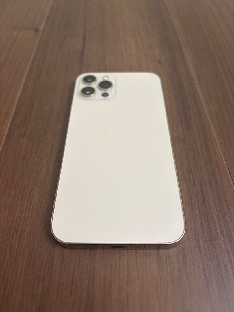 Apple iPhone 12pro ホワイトゴールド