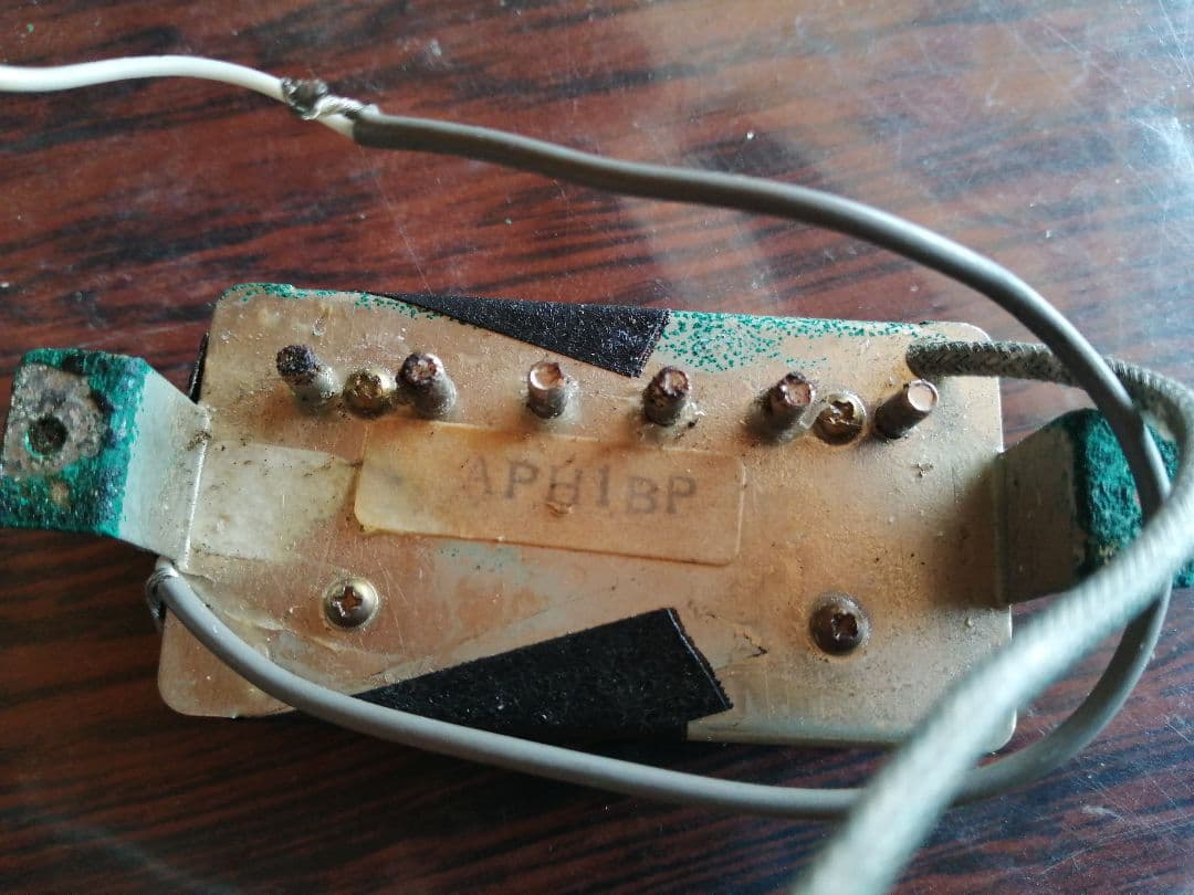 レスポール虎目良ギブソンギグケース付