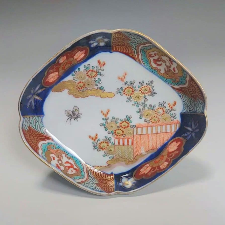 24-1261 古伊万里色絵金彩　変形皿