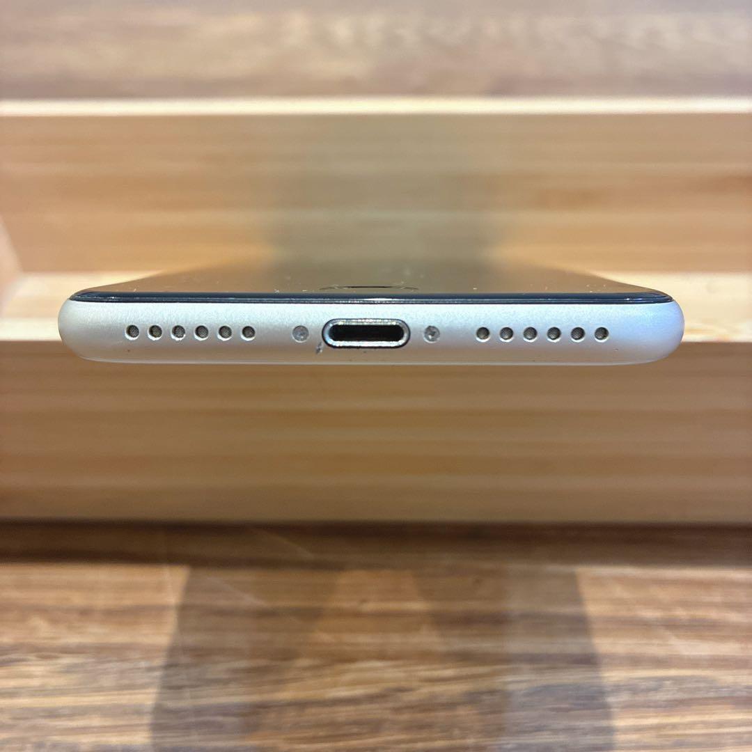 iPhoneSE 第3世代 ホワイト