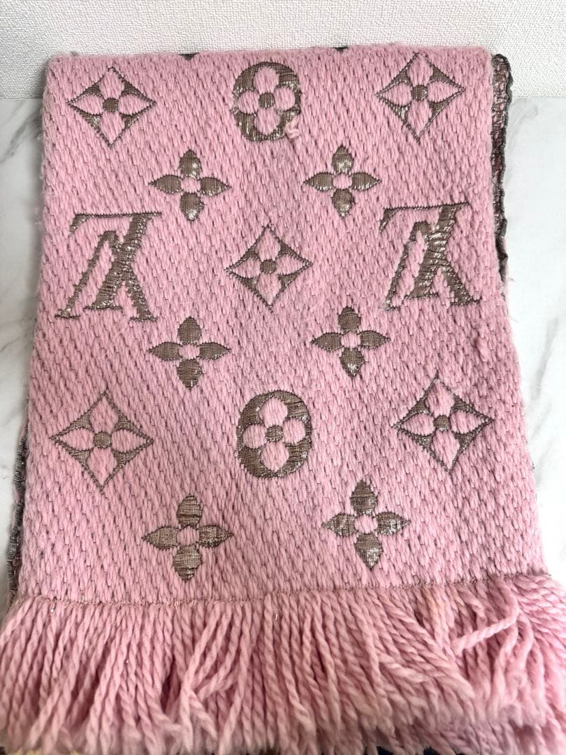 LOUIS VUITTON(ルイヴィトン) マフラー ピンク