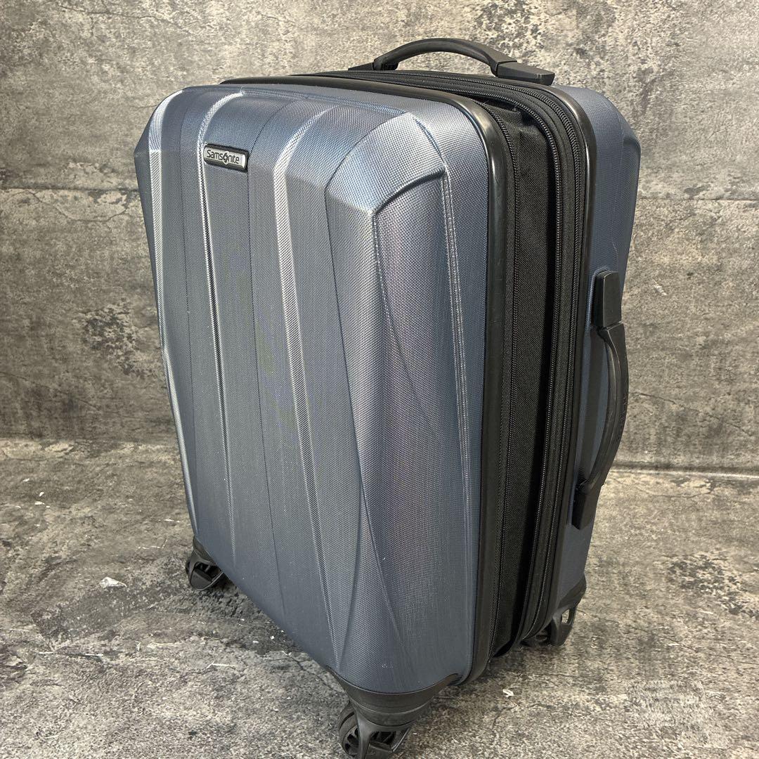 サムソナイト　スーツケース　軽量　拡張あり　キャリーケース　3.3キロ