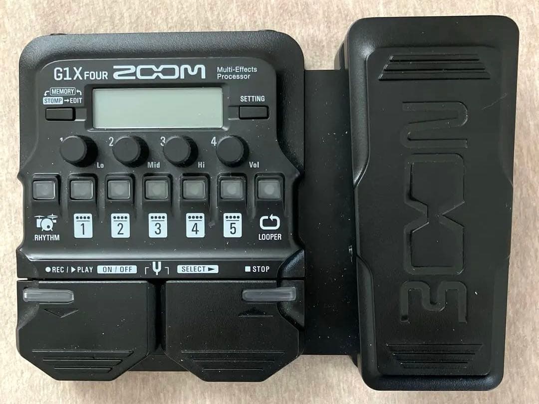 ZOOM G1X FOUR マルチエフェクト