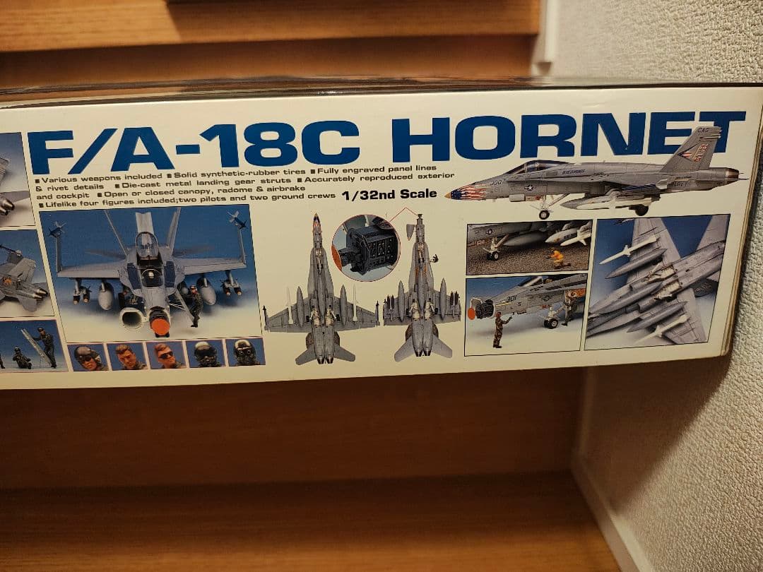 F/A-18C HORNET 1/32スケール