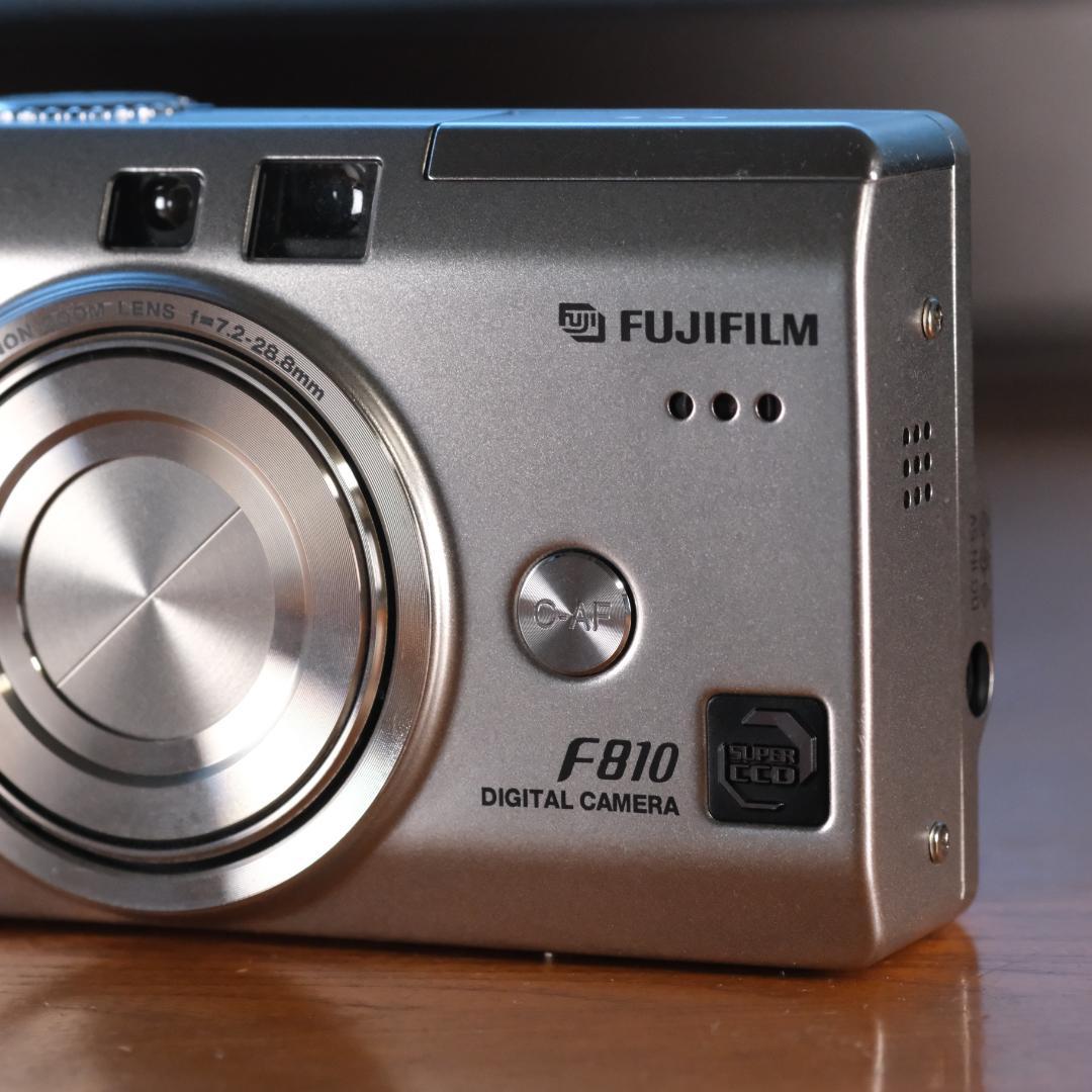 d*7様 FUJIFILM　Finepix　F810　超美　ちょい残念　カードも