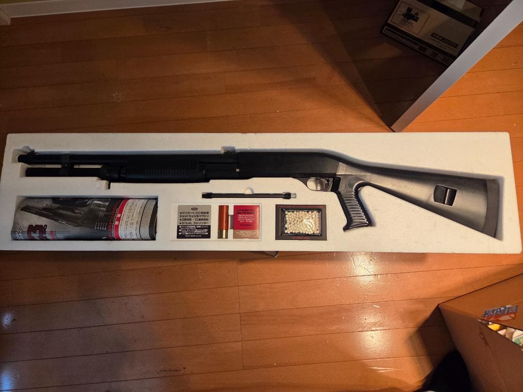 【東京マルイ】M3スーパー90 ショットガン【シェル7個&ホルダー付き】