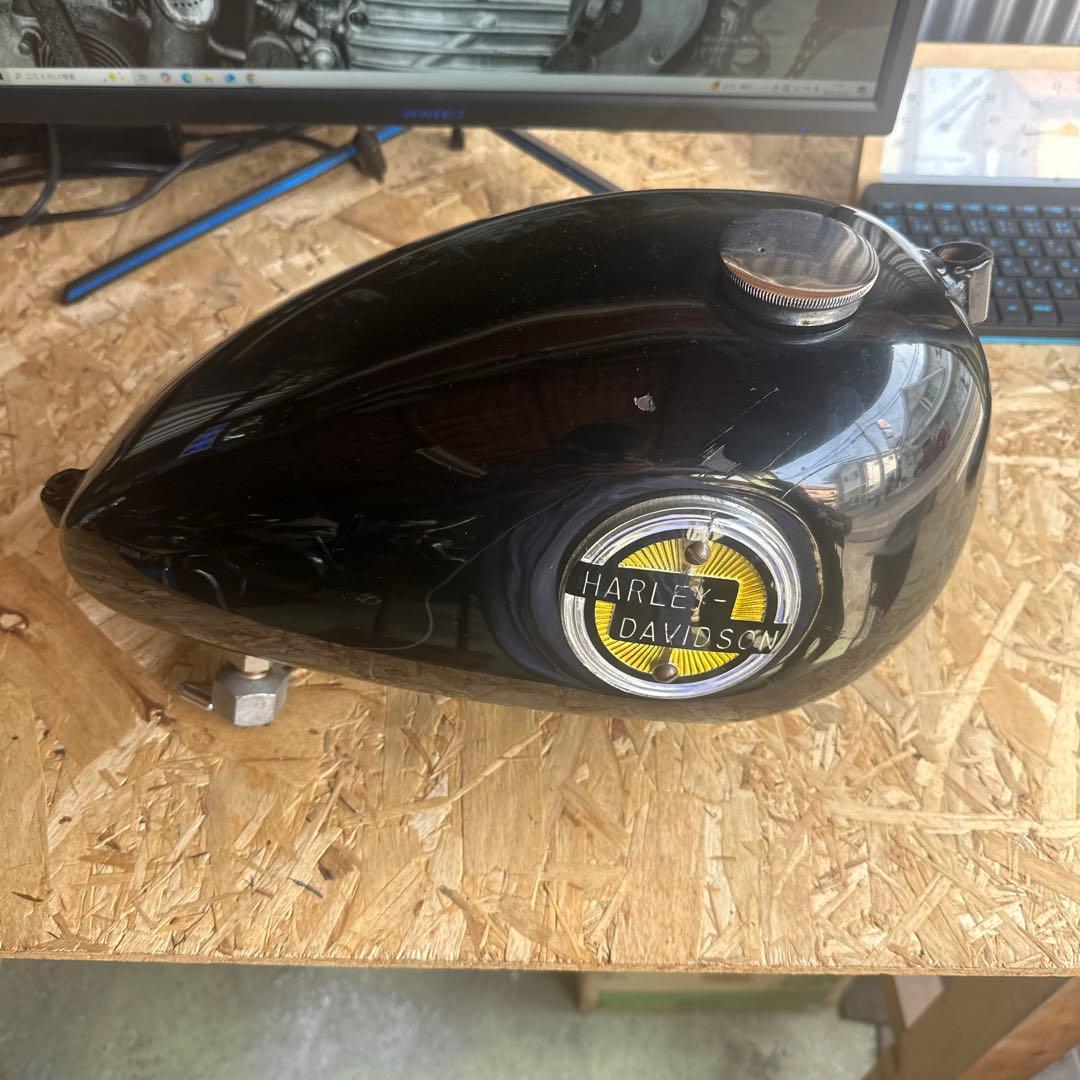 ハーレーカスタムタンク