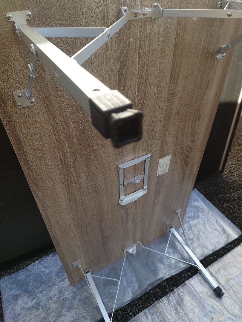 コールマンフォールディングリビングテーブル120