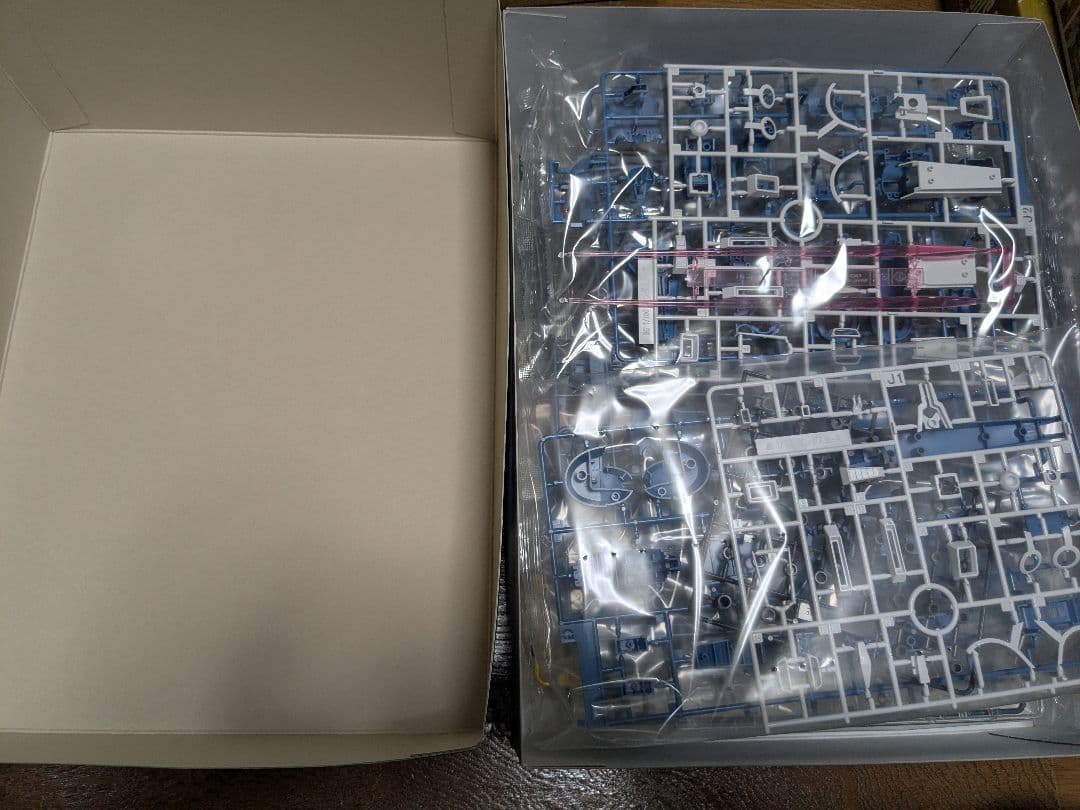 未開封未組立　ガンプラ　1/100 MG ガンダムマークⅴ