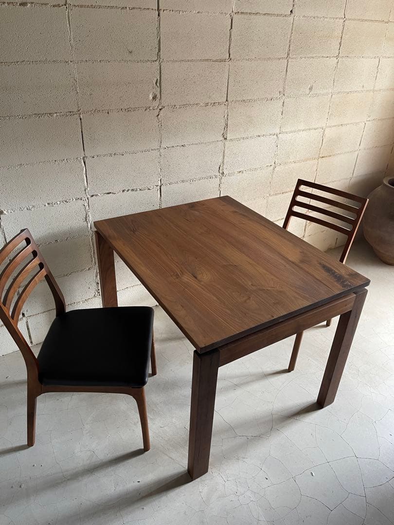 いろは　美品　高級　ウォールナット無垢材 ダイニングテーブル