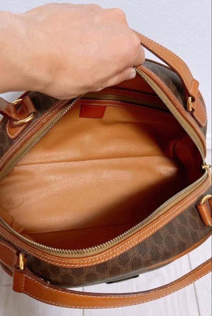 セリーヌ　CELINE マカダム　ドーム型ハンドバッグ